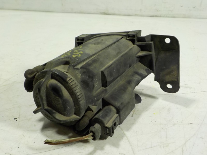 Recambio de faro antiniebla izquierdo para audi a6 berlina (4b2) 2.5 v6 24v tdi referencia OEM IAM   