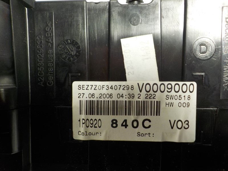 Recambio de cuadro instrumentos para seat leon (1p1) 2.0 tdi referencia OEM IAM  1P0920840C 