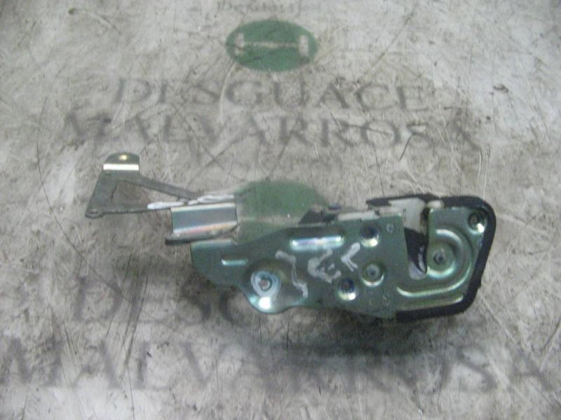 Recambio de cerradura puerta delantera derecha para hyundai accent (x3) 1.3 gls referencia OEM IAM 8132022030  