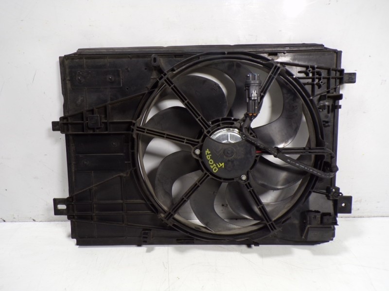 Recambio de electroventilador para citroën c4 picasso 1.6 hdi fap referencia OEM IAM 9806313280  