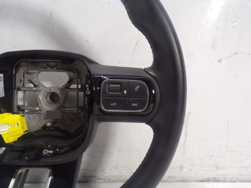 Recambio de volante para citroën c3 1.2 puretech bivalent. gasolina / gpl referencia OEM IAM 98164326ZD  