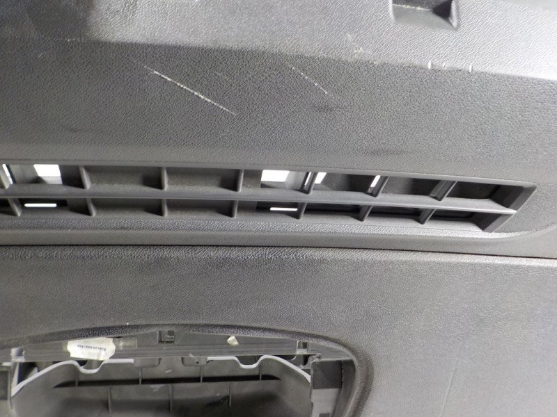 Recambio de salpicadero para renault megane iii coupe 1.5 dci diesel fap referencia OEM IAM 681007196R 985250003R 