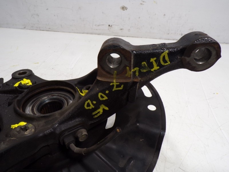 Recambio de mangueta delantera derecha para kia ceed 1.6 crdi cat referencia OEM IAM 51716G4AA0  