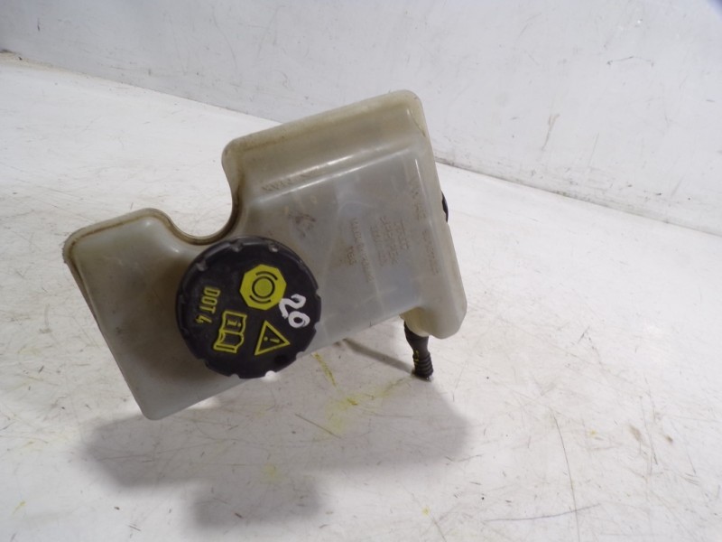 Recambio de bomba freno para audi a3 sportback (8va) 1.6 tdi referencia OEM IAM 8V1611021A  