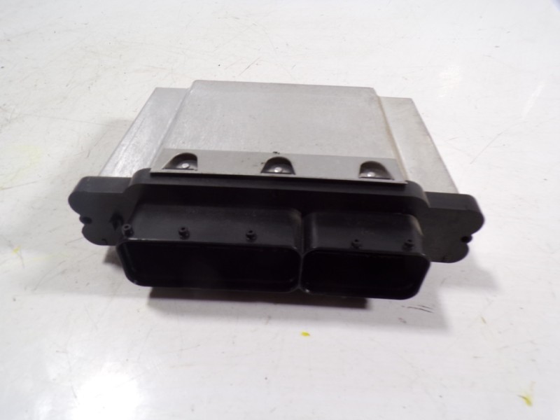 Recambio de centralita motor uce para seat leon (5f1) 1.2 tsi referencia OEM IAM 04E906027GR5F0 04E907309BL 