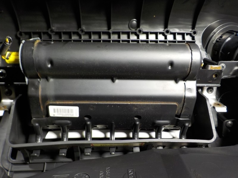 Recambio de salpicadero para nissan qashqai (j10) 1.5 dci turbodiesel cat referencia OEM IAM 68030JD90A 98515JD05A 606565100ED