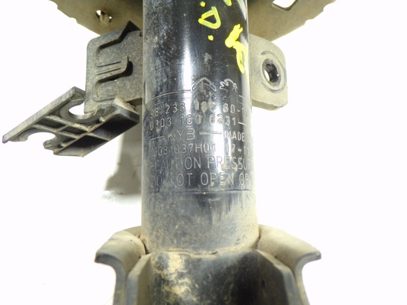 Recambio de amortiguador delantero derecho para peugeot 308 1.5 hdi referencia OEM IAM 1628565380 9823318680 03031000231