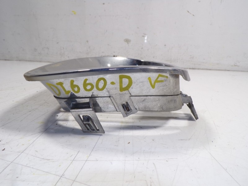 Recambio de rejilla para bmw serie 5 berlina (e60) 2.0 16v diesel referencia OEM IAM 51137027062  