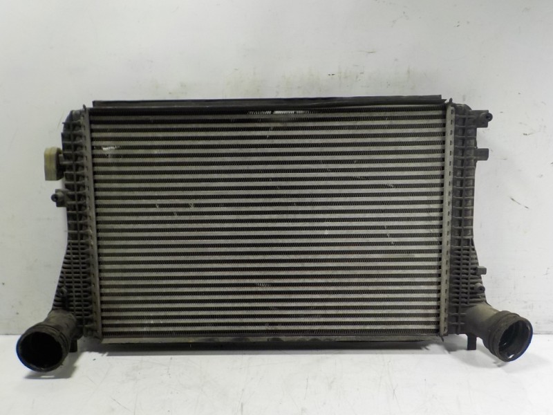 Recambio de intercooler para audi a3 sportback (8p) 2.0 tdi referencia OEM IAM  1K0145803T 