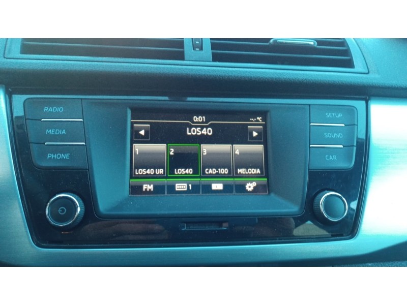 Recambio de sistema audio / radio cd para skoda fabia combi 1.2 tsi referencia OEM IAM 6V0035871BIZY 6V00365871B 