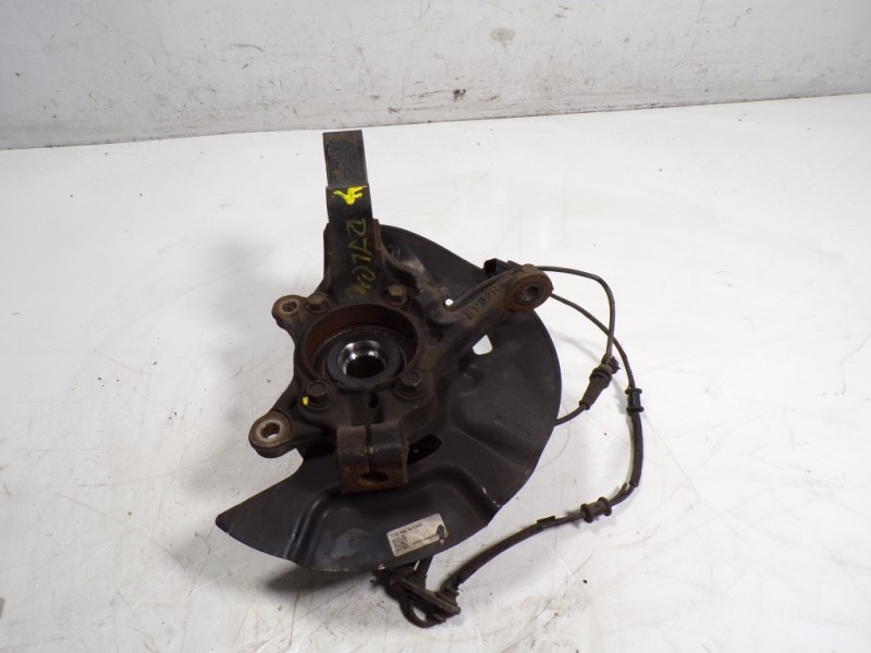 Recambio de mangueta delantera derecha para hyundai tucson essence bluedrive 2wd referencia OEM IAM 51716D7000  