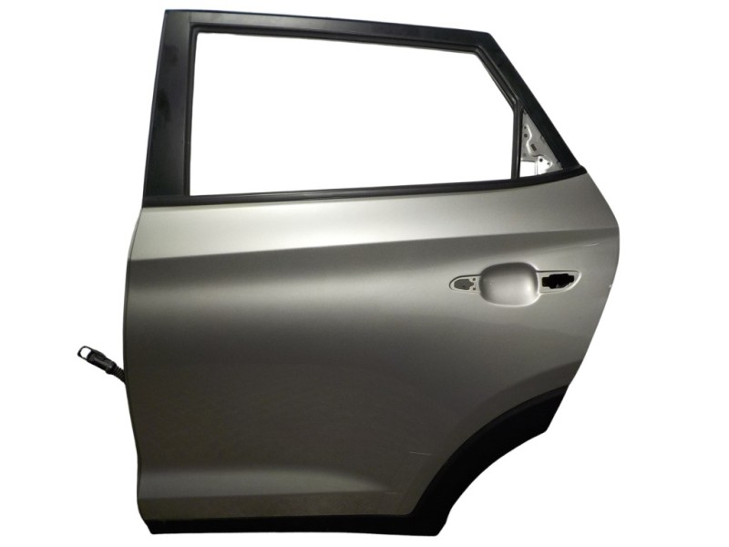 Recambio de puerta trasera izquierda para hyundai tucson essence bluedrive 2wd referencia OEM IAM 77003D7000  