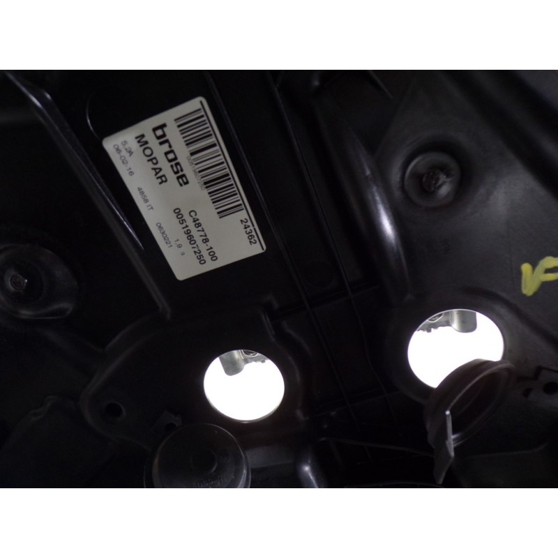 Recambio de elevalunas trasero izquierdo para fiat 500 x (334) 1.6 16v cat referencia OEM IAM 51960725 519607250 