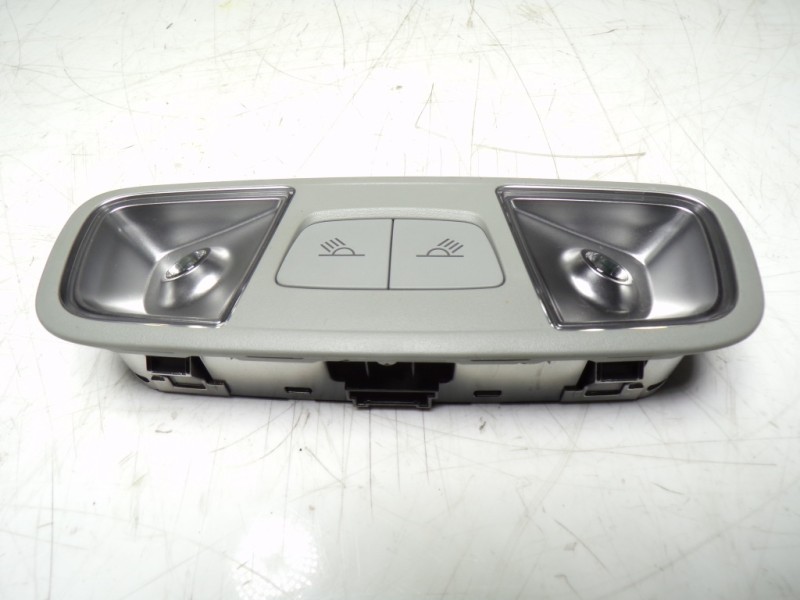 Recambio de piloto interior para audi a1 sportback (gba) 1.0 tfsi referencia OEM IAM 8V0947111BBC5 8V0947111B 