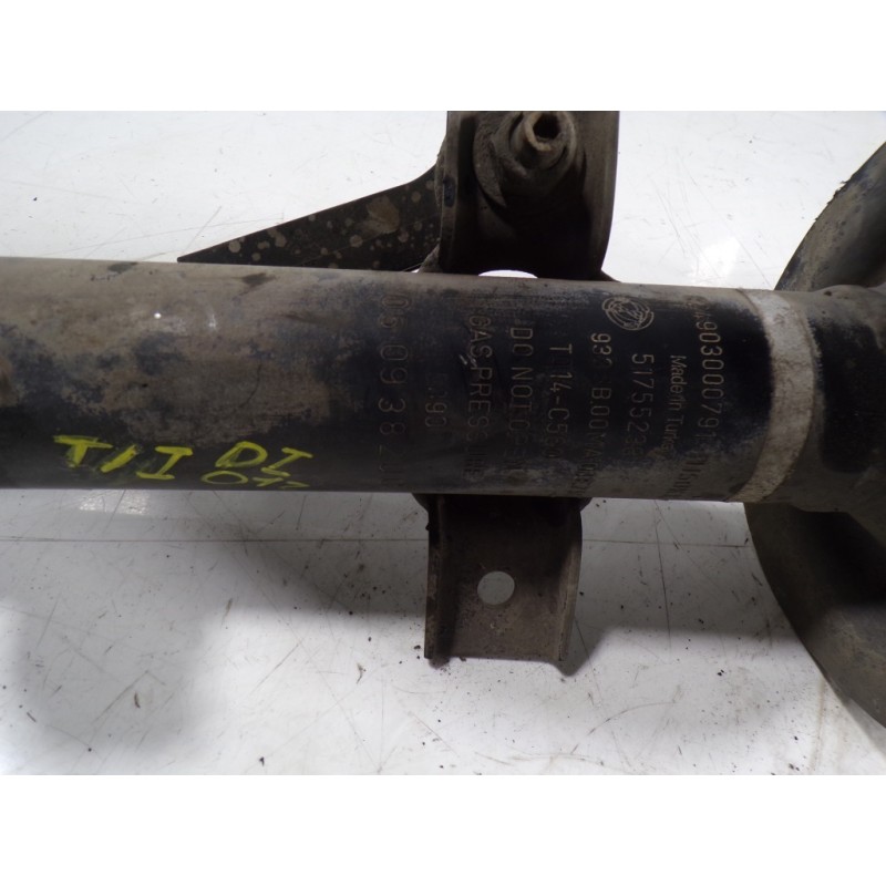 Recambio de amortiguador trasero izquierdo para alfa romeo 156 (116) 2.4 jtd cat referencia OEM IAM   
