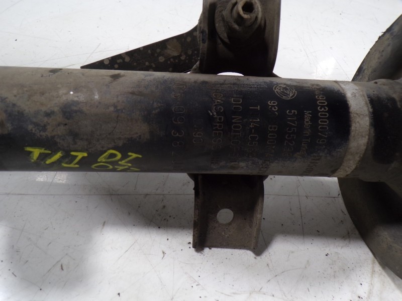 Recambio de amortiguador trasero izquierdo para alfa romeo 156 (116) 2.4 jtd cat referencia OEM IAM   