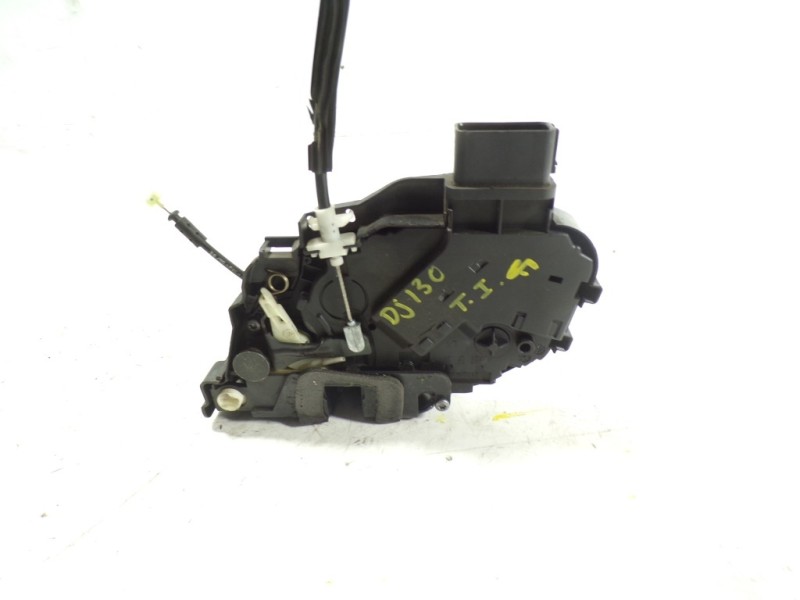 Recambio de cerradura puerta trasera izquierda para land rover discovery 4 tdv6 se referencia OEM IAM LR071650  