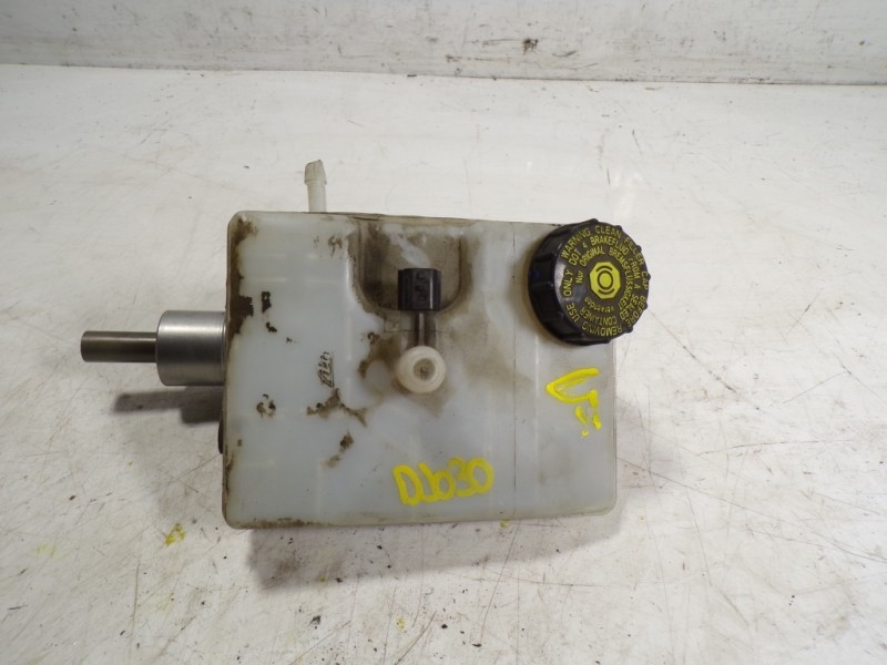 Recambio de bomba freno para renault master kasten 2.3 dci diesel cat referencia OEM IAM 460110032R  