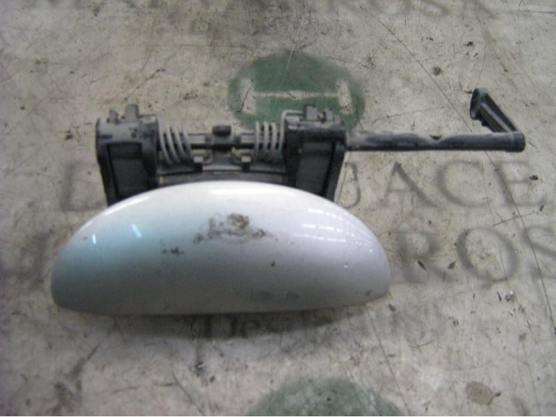 Recambio de maneta exterior delantera izquierda para peugeot 206 berlina xt referencia OEM IAM   