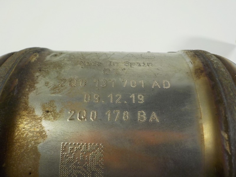 Recambio de catalizador para audi a1 sportback (gba) 1.0 tfsi referencia OEM IAM 2Q0254504G 2Q0131701AD 