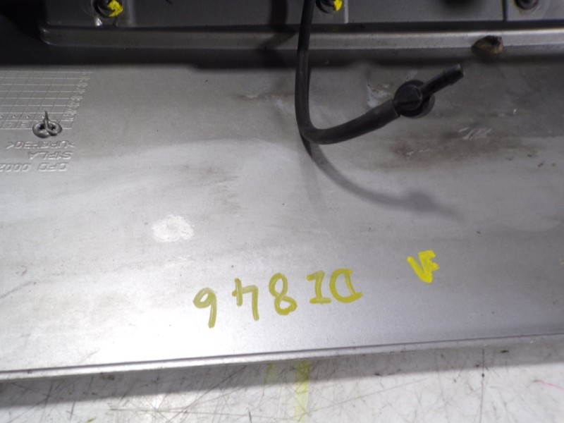 Recambio de aleron trasero para land rover range rover sport v6 td hse referencia OEM IAM DFD500110LML  