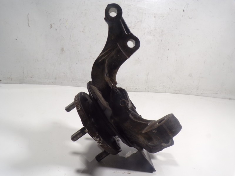 Recambio de mangueta delantera izquierda para hyundai i30 (gd) 1.4 cat referencia OEM IAM 51715A6000  