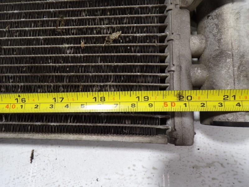 Recambio de condensador aire acondicionado para kia venga 1.6 cat referencia OEM IAM 976061K100  