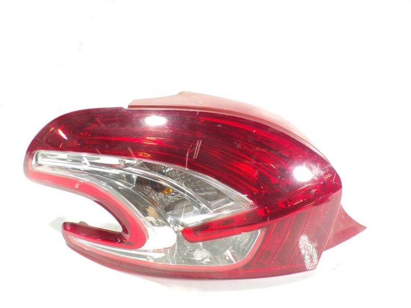 Recambio de piloto trasero izquierdo para peugeot 208 1.4 hdi fap referencia OEM IAM 9672628280  