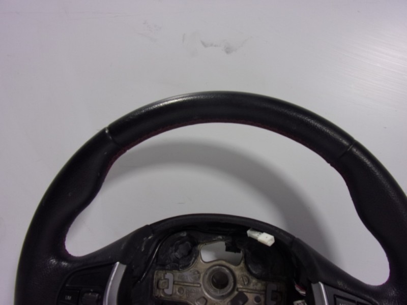 Recambio de volante para bmw serie 1 lim. (f20) 2.0 turbodiesel referencia OEM IAM 32306863346 62560150D 