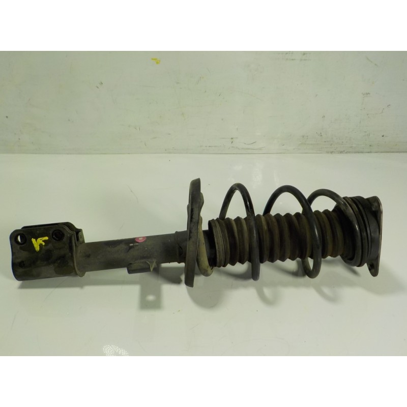 Recambio de amortiguador delantero izquierdo para renault clio iv 1.2 16v referencia OEM IAM 543022511R  