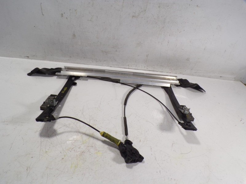 Recambio de elevalunas delantero derecho para mini mini (r56) cooper d referencia OEM IAM 51332756084 88200012 88200012