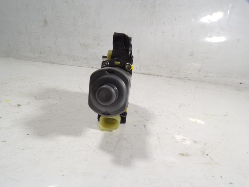 Recambio de motor elevalunas delantero izquierdo para mini mini (r56) cooper d referencia OEM IAM 67622755853 2753721 