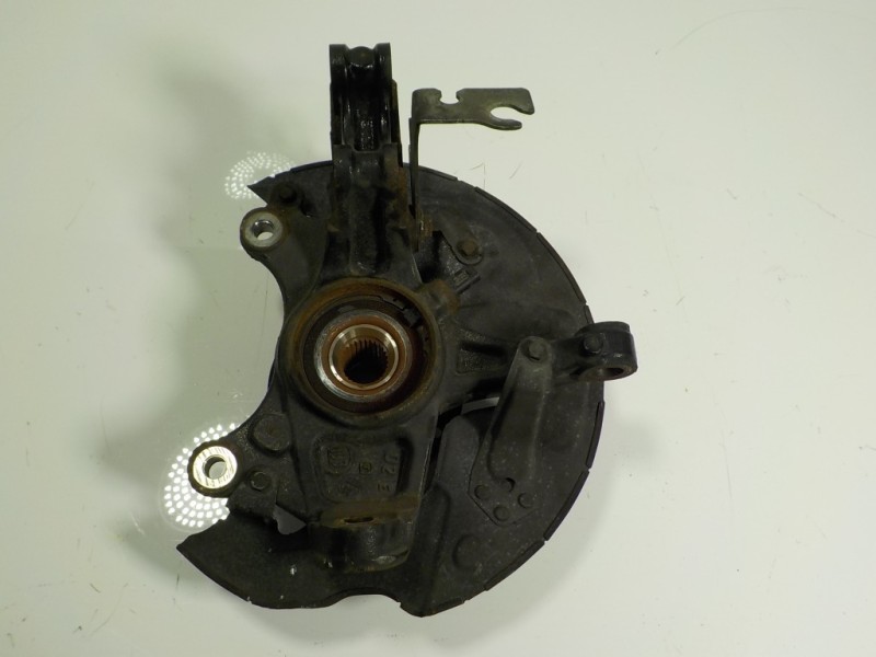 Recambio de mangueta delantera derecha para peugeot rifter 1.5 blue-hdi fap referencia OEM IAM 1610138080  