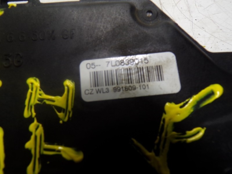 Recambio de cerradura puerta trasera izquierda para volkswagen touareg (7la) tdi r5 referencia OEM IAM 7L0839015D 7L0839015 