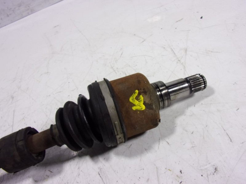 Recambio de transmision izquierda para ford b-max 1.6 tdci cat referencia OEM IAM 1821977 CV173B437AE 