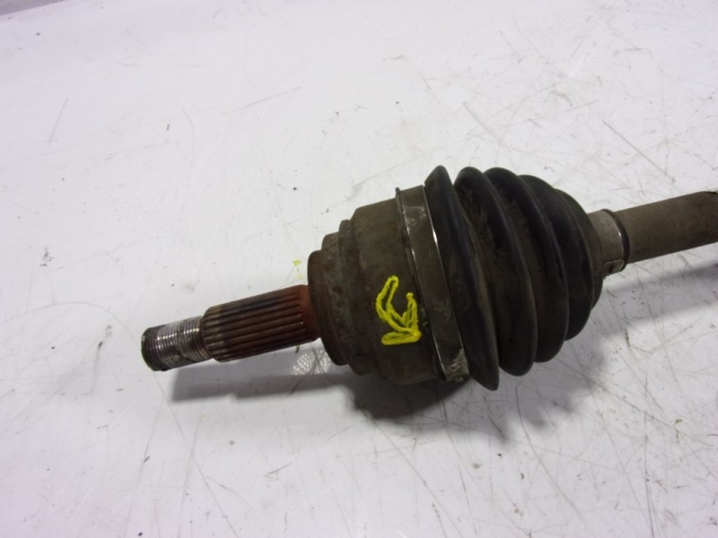 Recambio de transmision izquierda para ford b-max 1.6 tdci cat referencia OEM IAM 1821977 CV173B437AE 