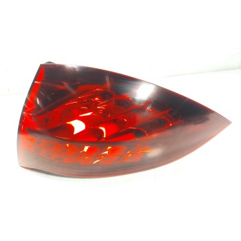 PILOTO TRASERO DERECHO 95863109622 