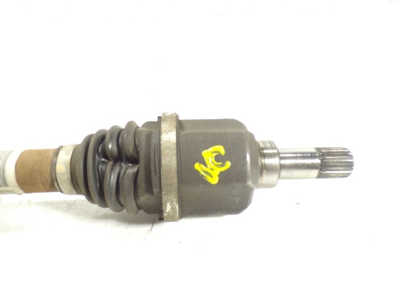 Recambio de transmision izquierda para peugeot 208 1.6 16v hdi fap referencia OEM IAM 9801048580 9686025580 