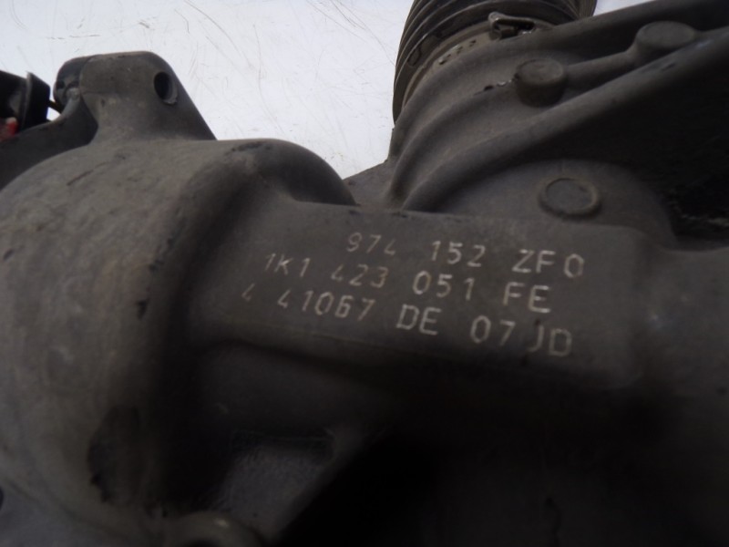 Recambio de cremallera direccion para skoda yeti 1.2 tsi referencia OEM IAM 1K1423055M 1K1423051FE 441067DE07JD