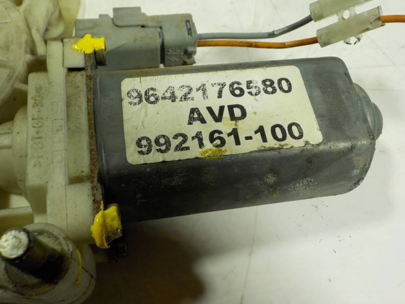 Recambio de elevalunas delantero derecho para peugeot 406 break (s1/s2) 2.0 hdi referencia OEM IAM  9642176580 