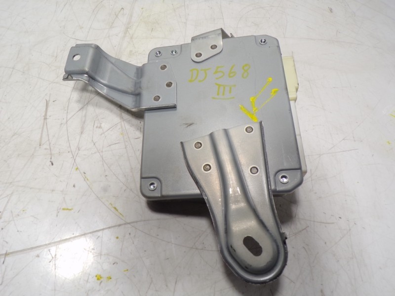 Recambio de modulo electronico para toyota aygo 1.0 vvti referencia OEM IAM  8953070340 