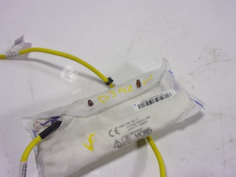 Recambio de airbag lateral izquierdo para kia ceed 1.6 crdi cat referencia OEM IAM 80610J7000 0499P1000020 0499P1000020