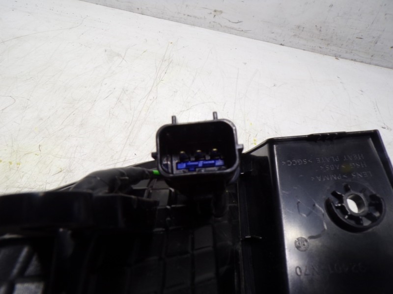 Recambio de piloto trasero izquierdo para hyundai tucson 1.6 crdi referencia OEM IAM  92401N7000 