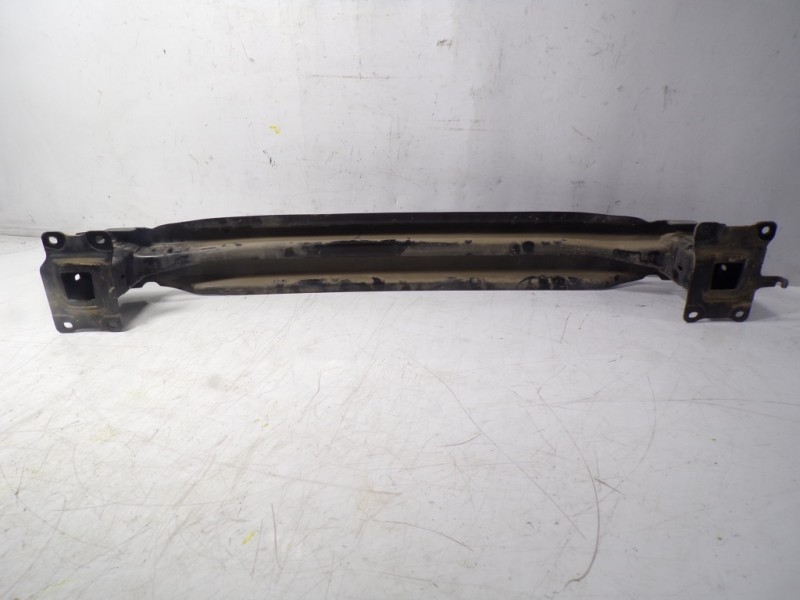 Recambio de refuerzo paragolpes trasero para volkswagen polo 1.0 tsi referencia OEM IAM 2G0807305  