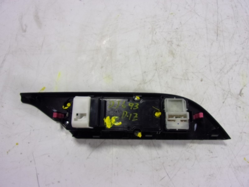 Recambio de mando elevalunas delantero izquierdo para toyota hilux (3b/3c/3d) doble cabina referencia OEM IAM 848200D600  