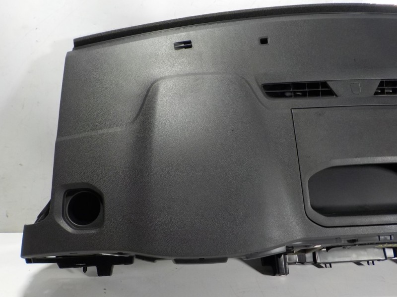 Recambio de salpicadero para toyota proace referencia OEM IAM   