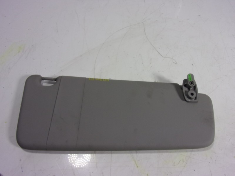 Recambio de parasol derecho para opel corsa d 1.3 16v cdti referencia OEM IAM 13424471  