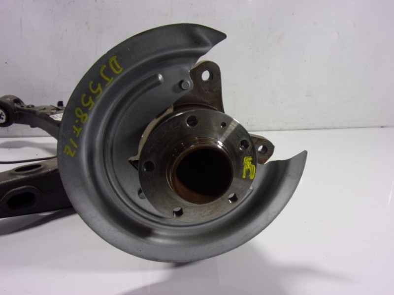 Recambio de mangueta trasera izquierda para toyota proace referencia OEM IAM   