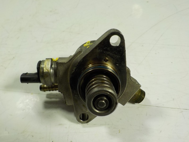 Recambio de bomba inyeccion para volkswagen polo 1.0 tsi referencia OEM IAM 04E127026BH 04E127026BH HFS03451H