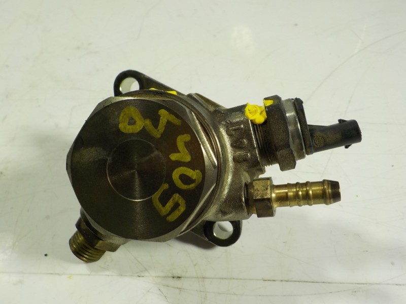 Recambio de bomba inyeccion para volkswagen polo 1.0 tsi referencia OEM IAM 04E127026BH 04E127026BH HFS03451H